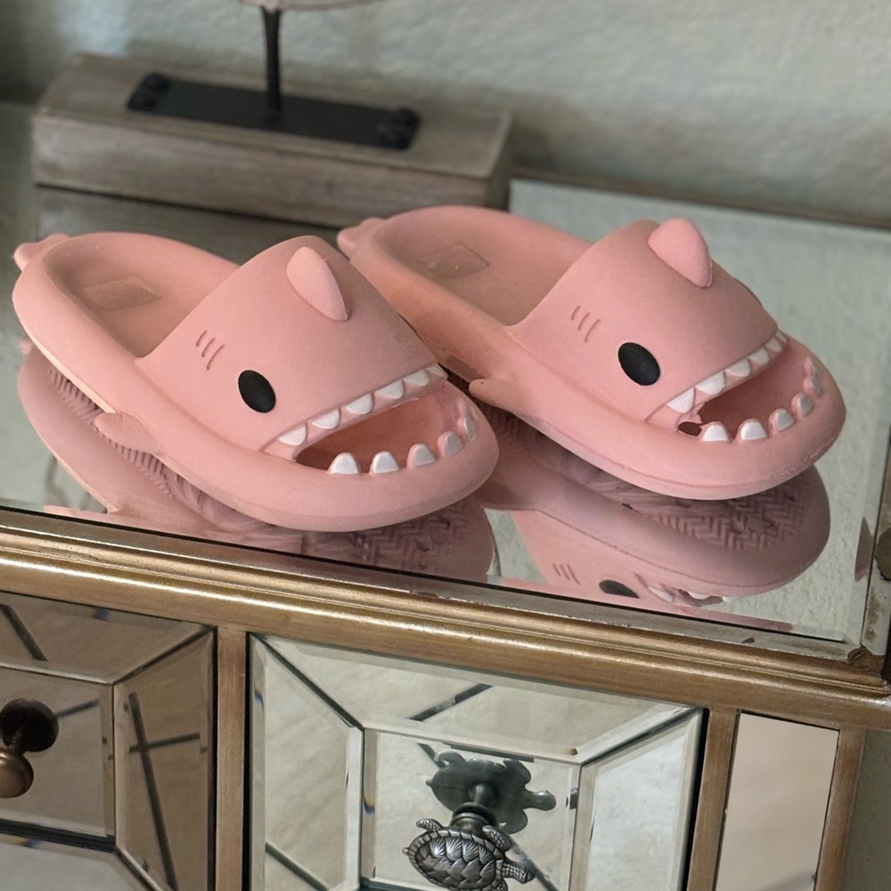 Pink Slippers Size 36-37
